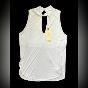 Revolve x Lanston Sport Active Keyhole Front Tank Size S